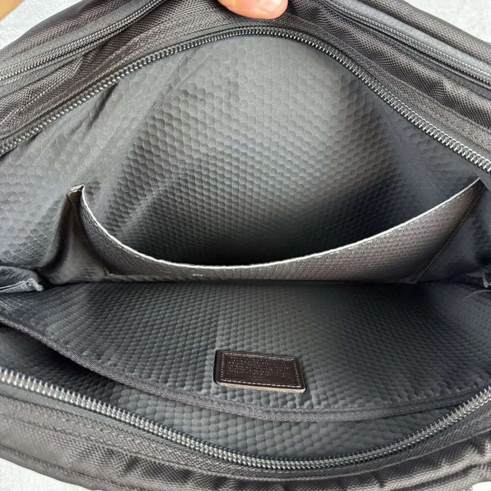 Tumi alpha bravo